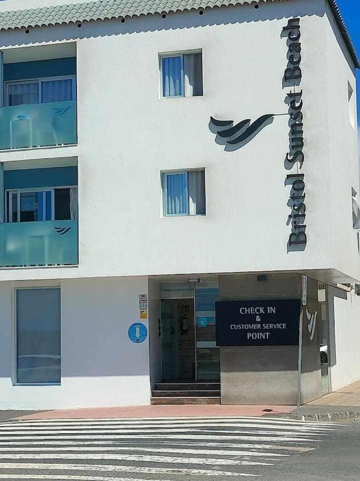 Ocean Sunset Bristol Apartman Corralejo Kültér fotó